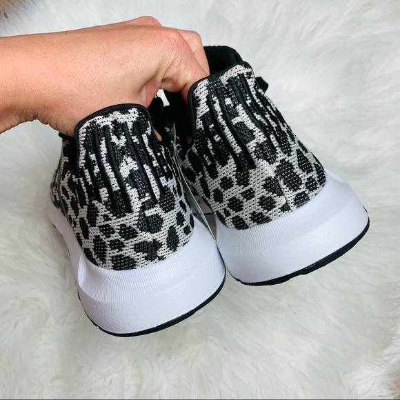 Adidas Originals Swift Run Leopard Print Shoes - Picture 4 of 6